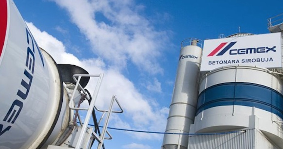 Cemex dispuesta a proveer cemento para el muro fronterizo de Trump