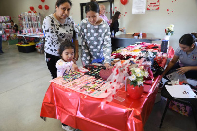 Realiza gobierno municipal bazar comunitario en Villas de San Miguel