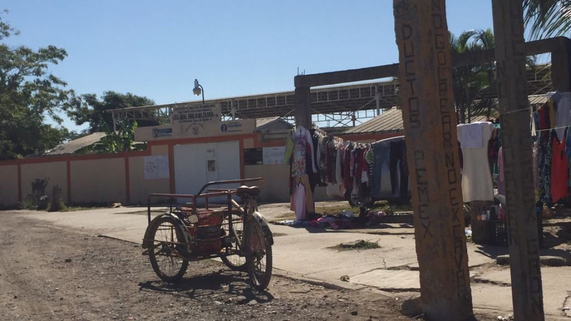 Fuga de petróleo se registra en zona urbana de Altamira