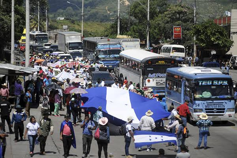 Reabre PF paso a Caravana Migrante rumbo a Oaxaca