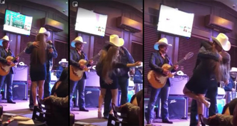 “Lalo” Mora le dio tremendo beso y agarrón a una fanática