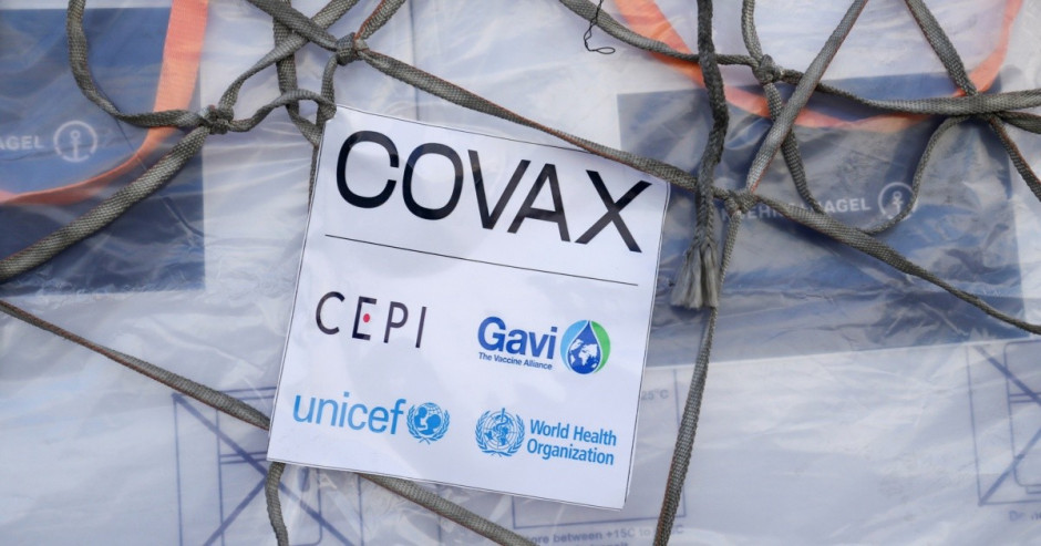 Guatemala y El Salvador reciben primeras vacunas de COVAX