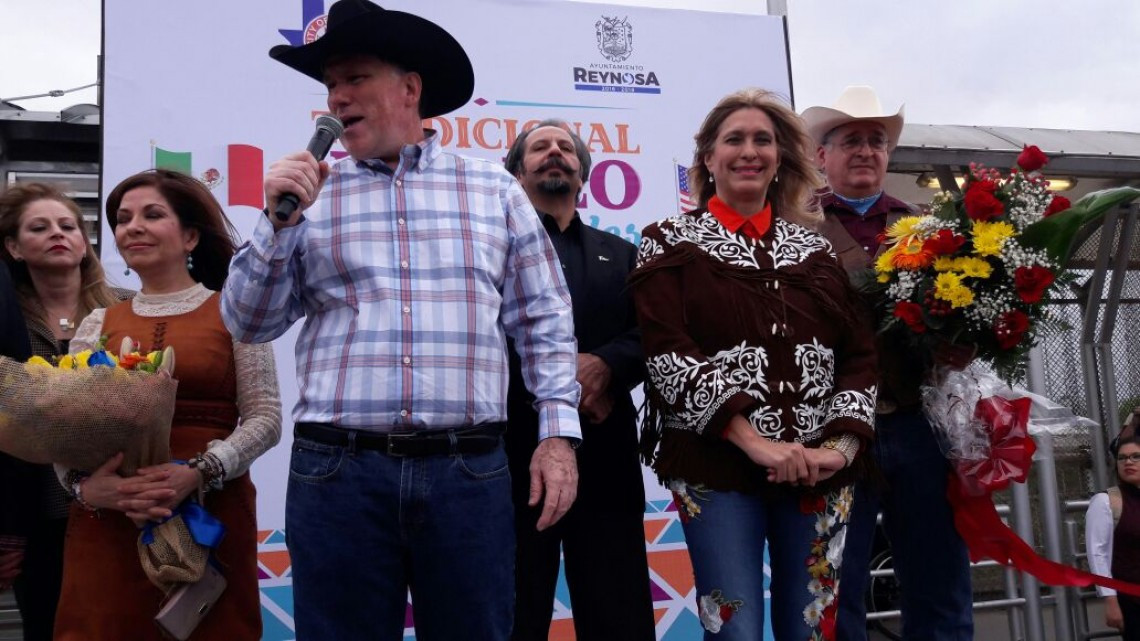 Con tradicional abrazo, refuerzan lazos entre Reynosa Tamaulipas e Hidalgo Texas