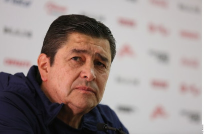 Luis Fernando Tena, feliz de tener al mismo plantel del torneo pasado