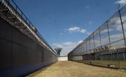 Liberan a ex rector del Altiplano acusado por fuga del Chapo