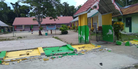 Sismo de 7.6 sacude Indonesia, activan alerta de Tsunami