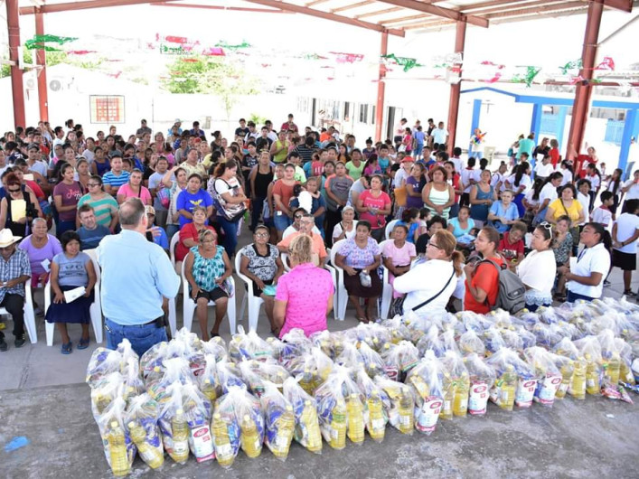 Entrega DIF Reynosa apoyo a familias