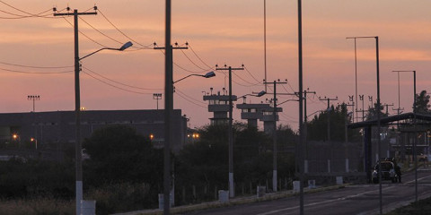 Anuncian plan para construcción de dos penales más en Edomex