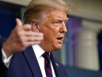 Trump anuncia envío de agentes federales a Chicago