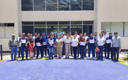 Capacitan a personal de la SEDUMA y PAUT para enfrentar derrames de hidrocarburos en zonas marinas