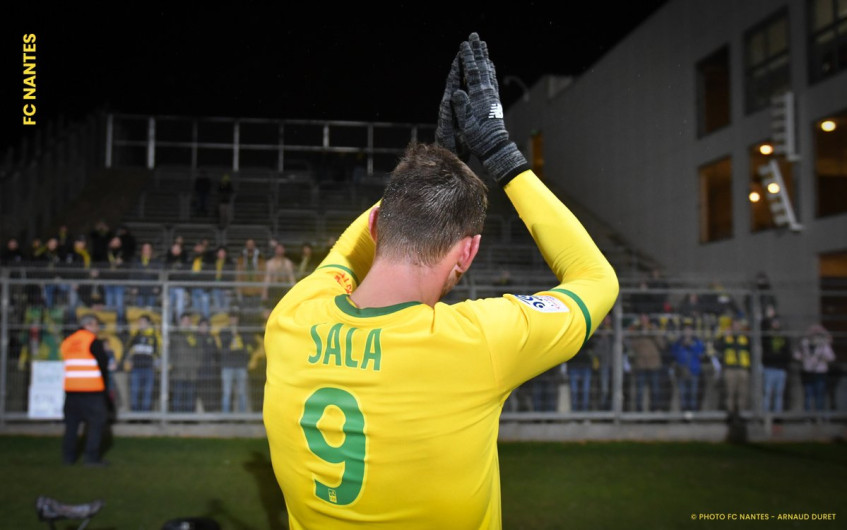 El Nantes retira el número 9 en homenaje a Emiliano Sala