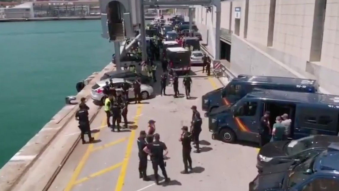 Barcelona lanza a las calles a mil agentes contra el narco  