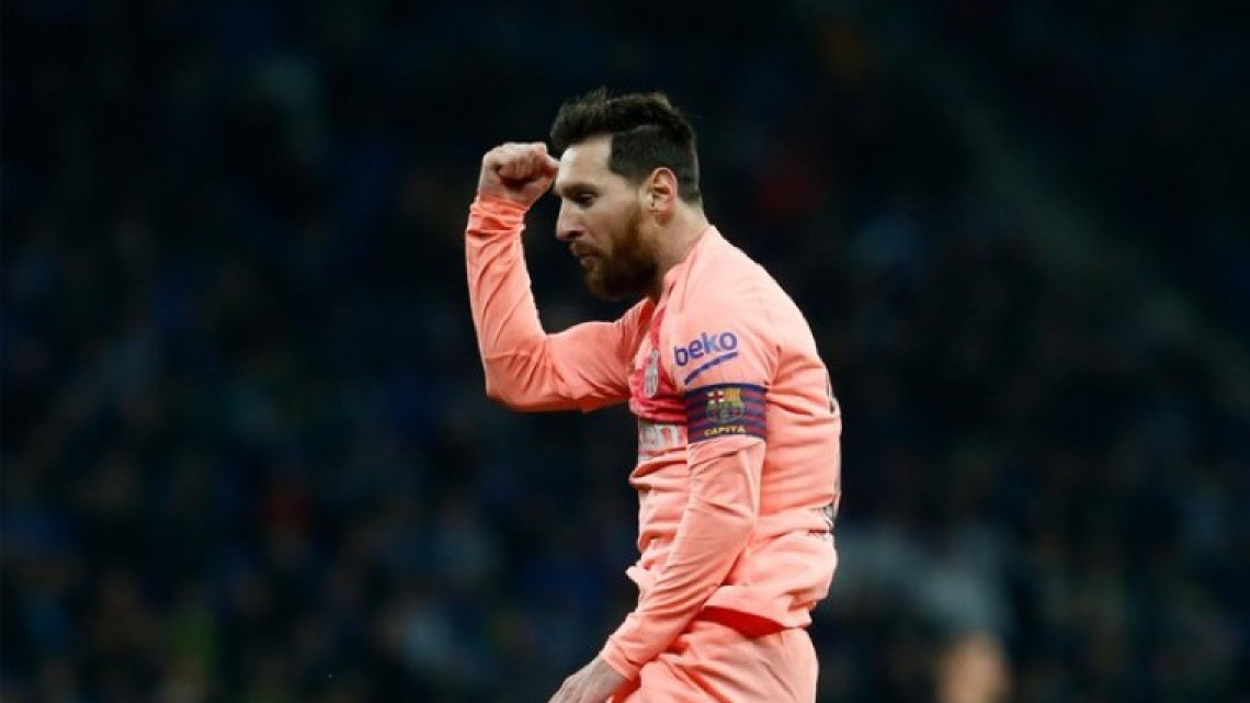 El Barcelona golea al Espanyol 4-0 en el Derbi Catalán 