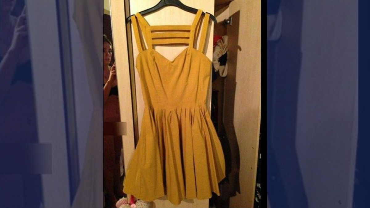 Joven enseña accidentalmente de más