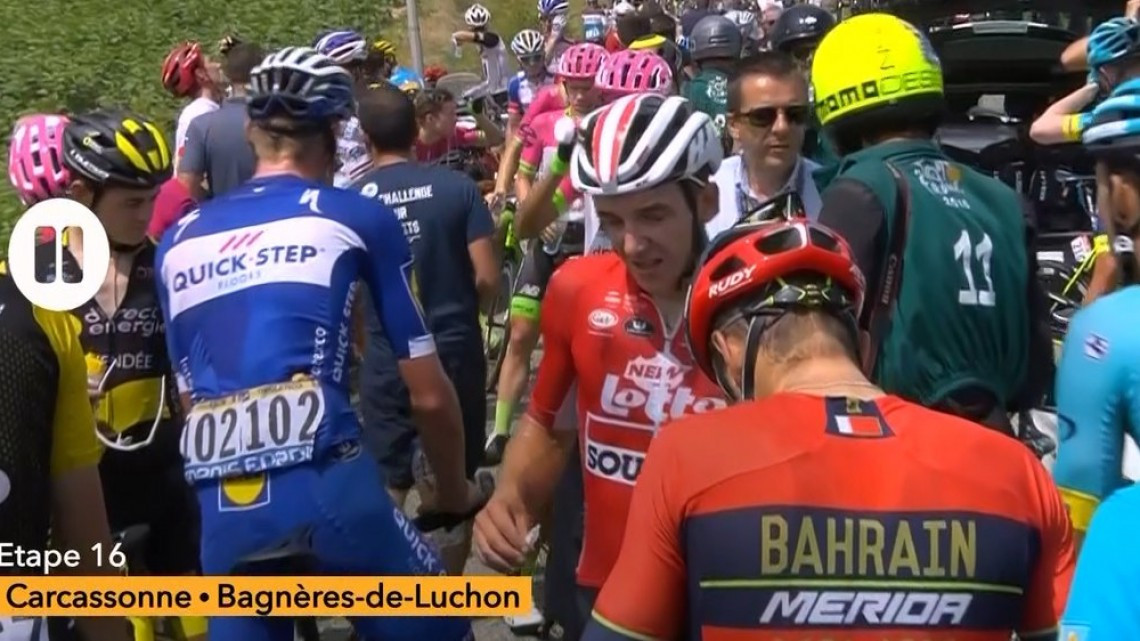 Protestas de agricultores detuvieron el Tour de Francia