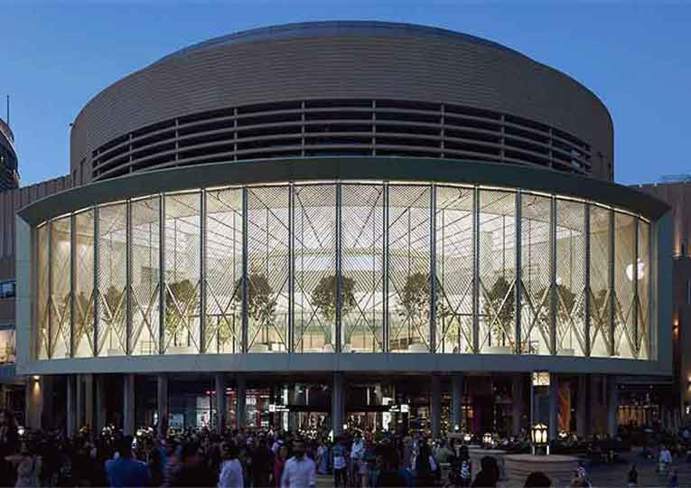 Apple abre una lujosa tienda en Dubái