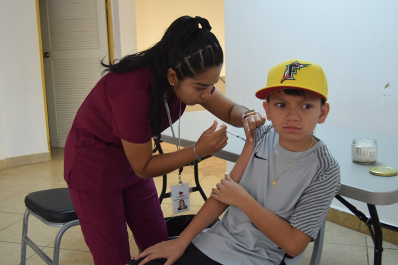 Inician vacunación contra influenza