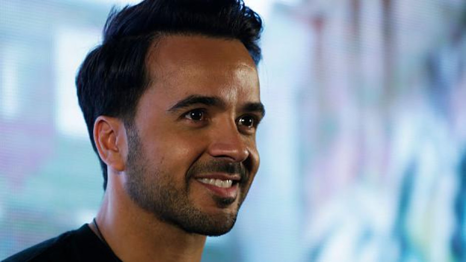 Luis Fonsi conmueve a todos con discurso en los Premios Billboard 2017
