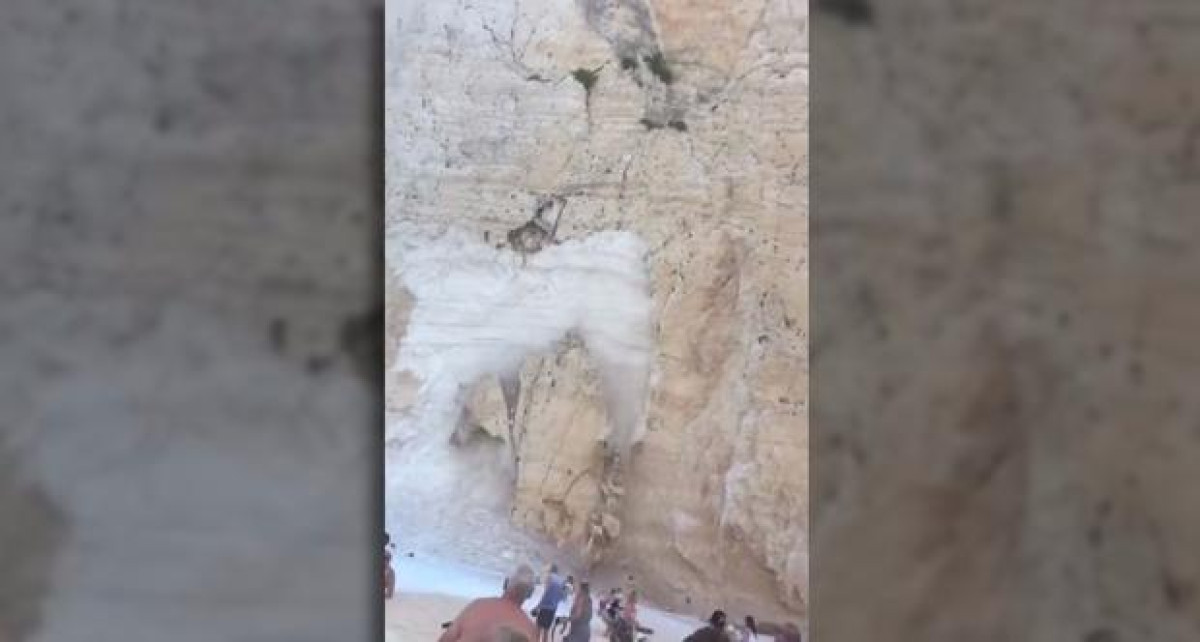Gran susto en playa tras desprendimiento de rocas