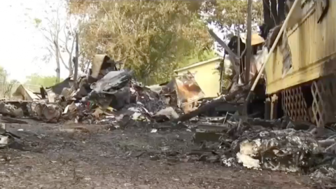 Incendio deja sin hogar a una familia de Los Fresnos