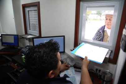 Instalan Oficina Fiscal móvil en Palacio de Gobierno