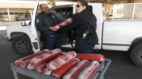 Decomisan 70 kilogramos de embutido mexicano en Texas