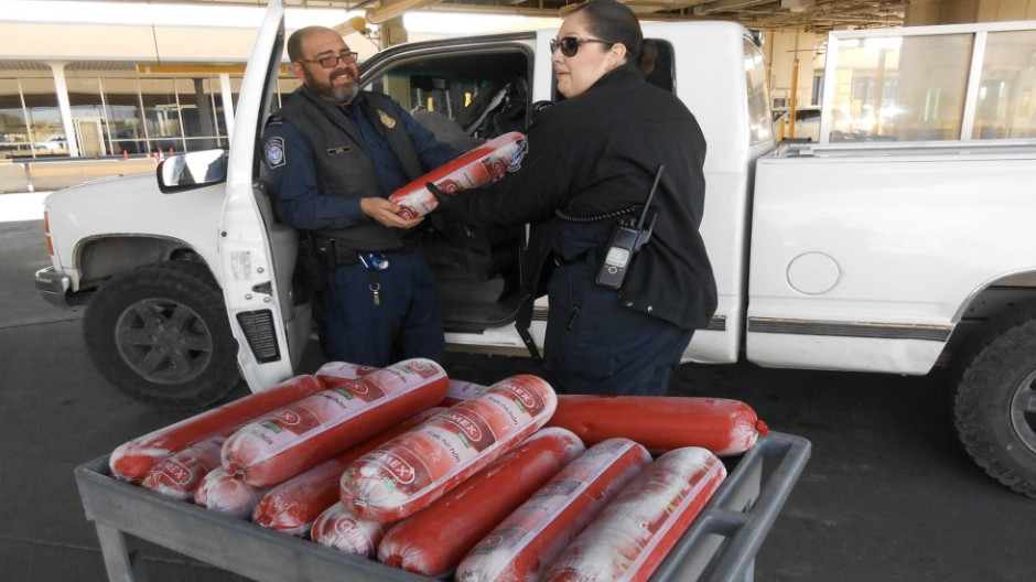 Decomisan 70 kilogramos de embutido mexicano en Texas