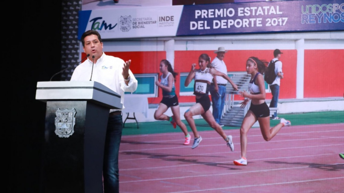 Gobernador entrega Premio Estatal del Deporte 2017