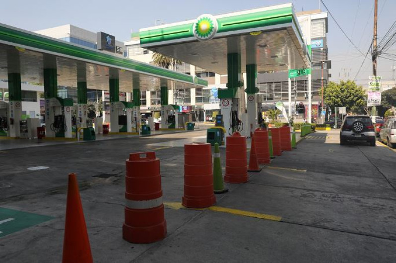 Confía AMLO que desabasto de gasolina termine