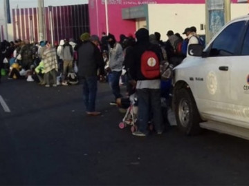 Contingente de 612 migrantes, avanza a Guanajuato