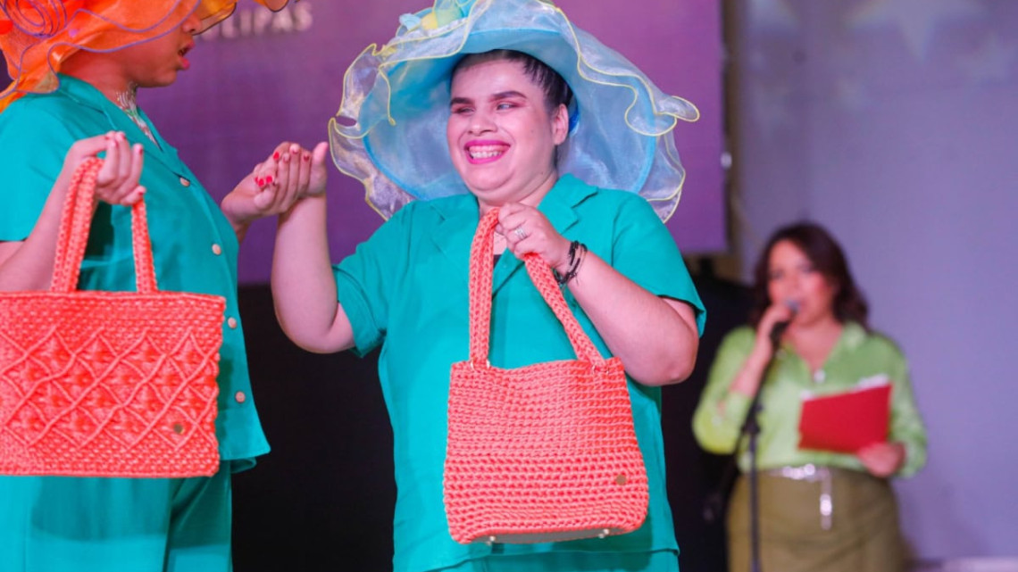 Gran éxito de “Lozanía”, el desfile de moda inclusivo del DIF Tamaulipas