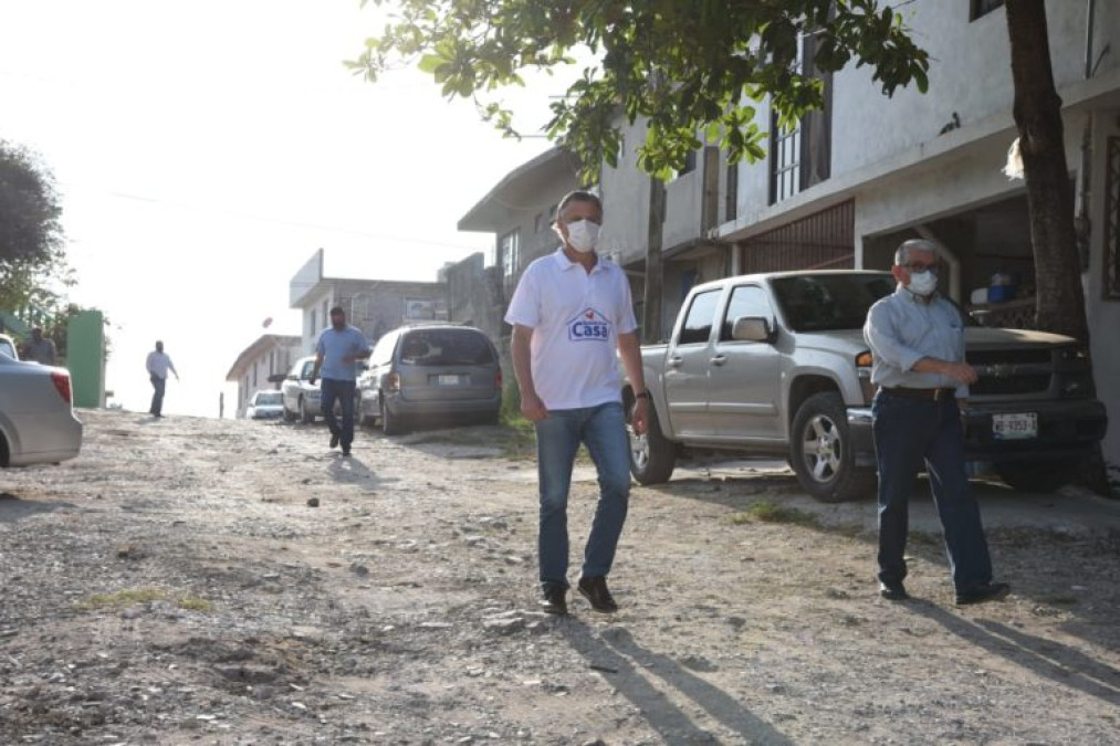 Supervisa Chucho Nader arterias que serán pavimentadas