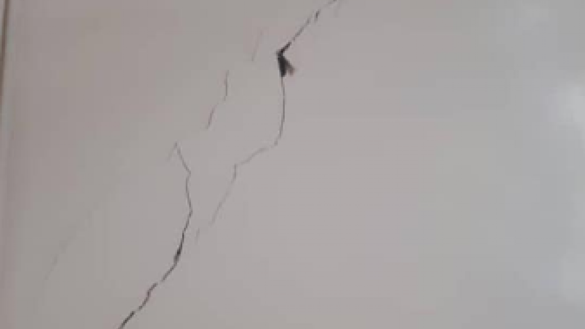 Sismo de 5.7 deja un muerto y 20 heridos en Irán 