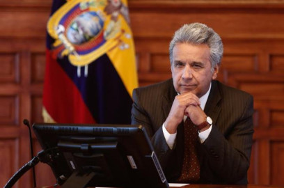 Presidente ecuatoriano da 10 días para capturar a jefe de grupo armado