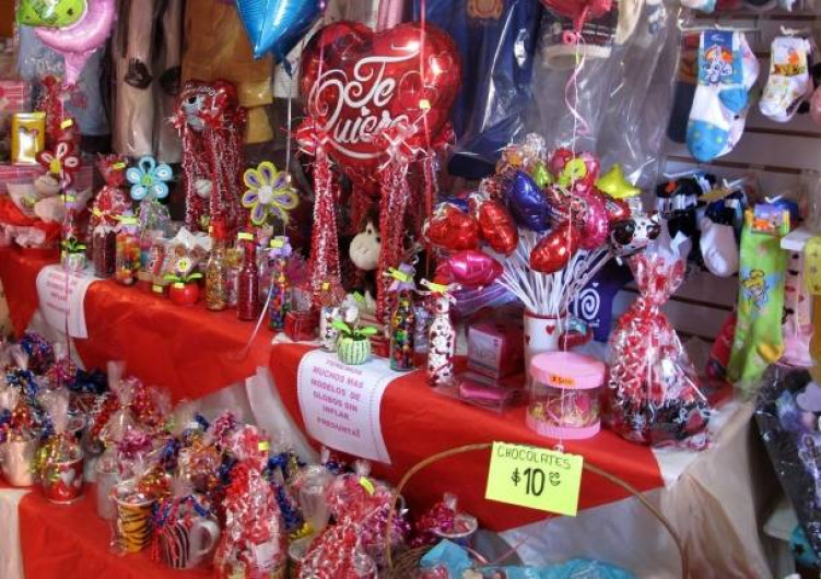 Previenen precios elevados y malos servicios para San Valentín