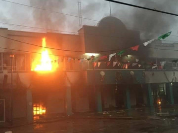 Incendian palacio municipal en Chiapas