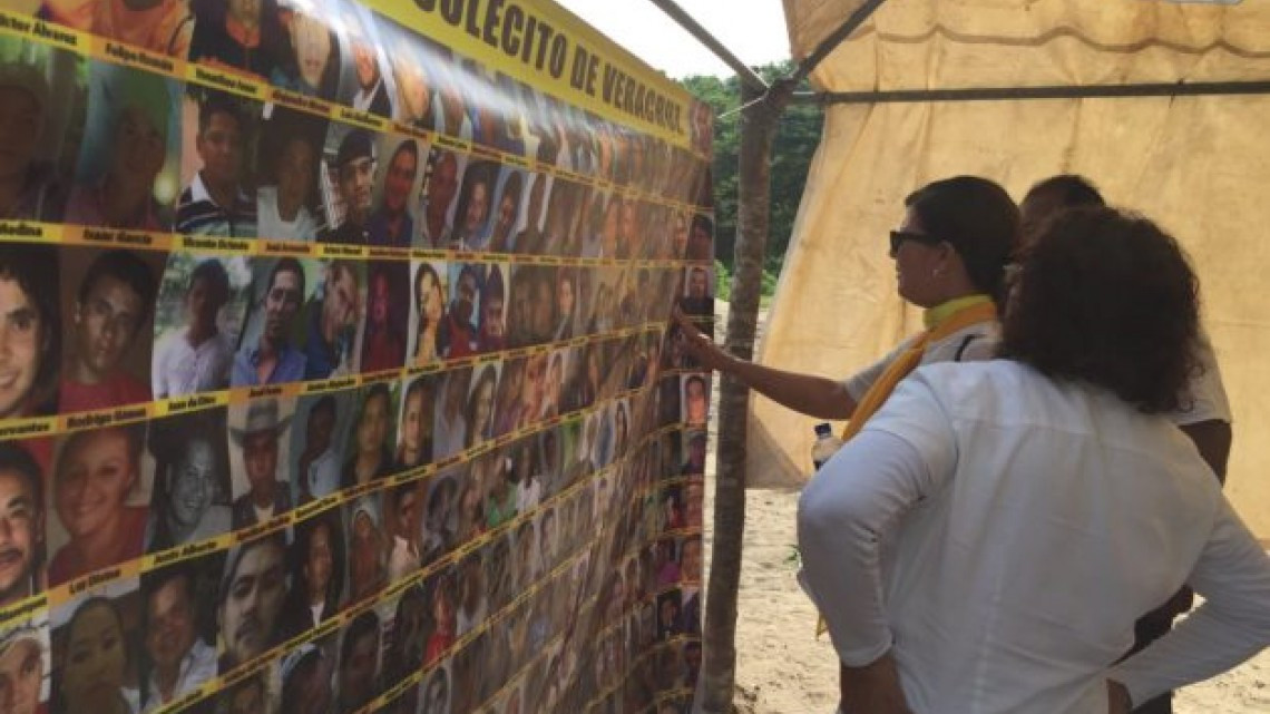 Terminan trabajos en la fosa clandestina más grande del país, Colinas de Santa Fe