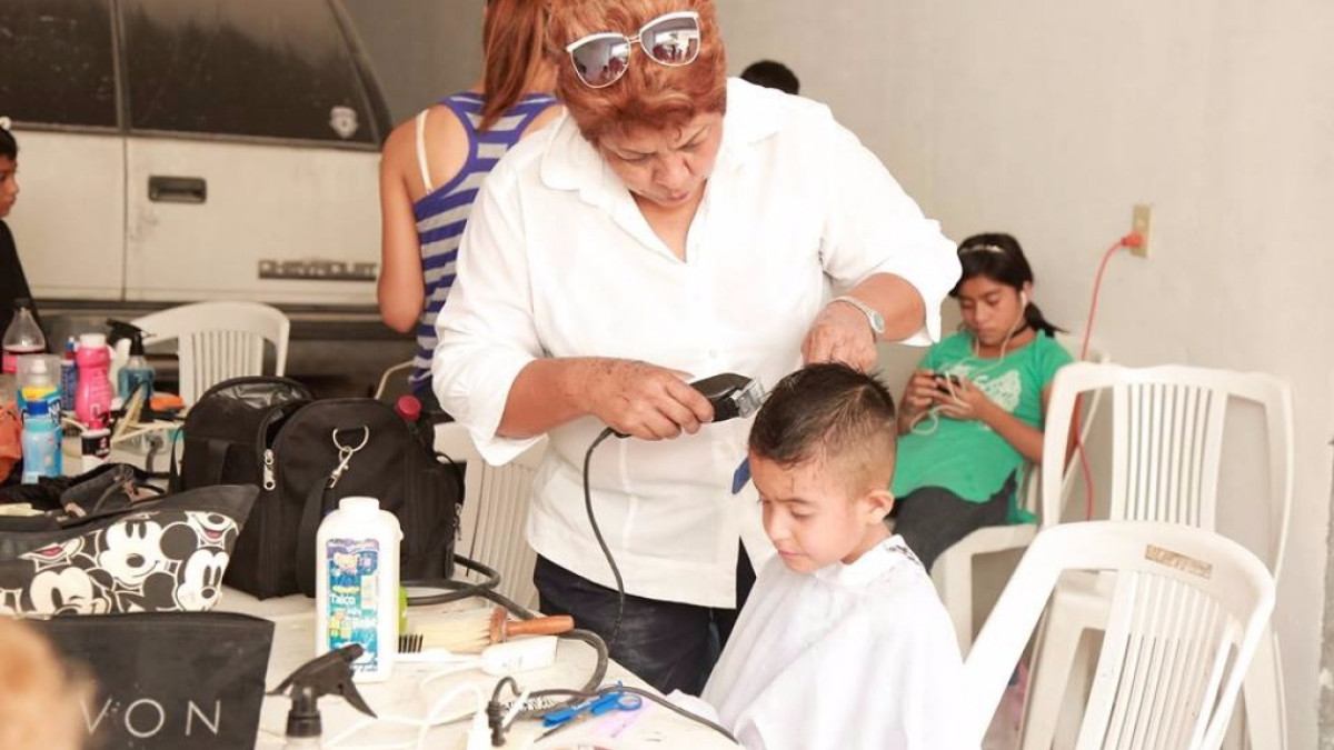 Beneficia DIF a unos 320 ciudadanos en Audiencia Pública