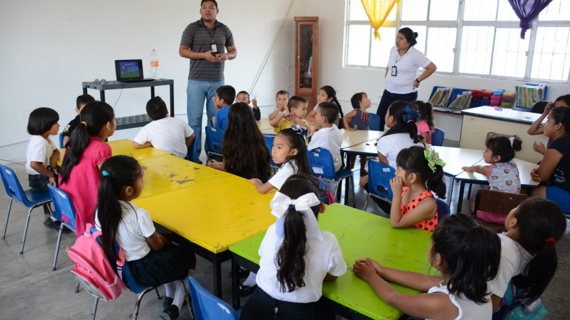 Vecinos de la colonia Lucio Blanco recibió atención medica de Brigada Médica Integral 