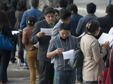Tasa de desempleo en EU baja al 6% en marzo