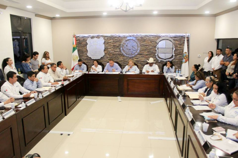 Aprueban presupuesto de egresos de 2018