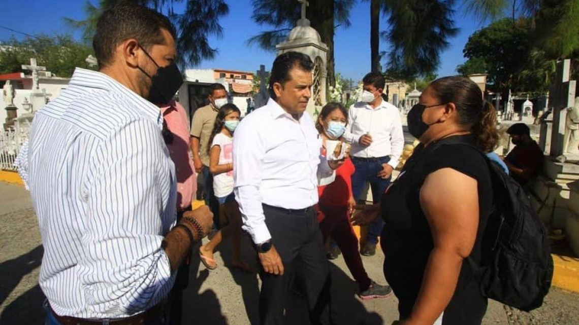 Limpieza de panteones terminará hasta Diciembre: Lalo Gattás