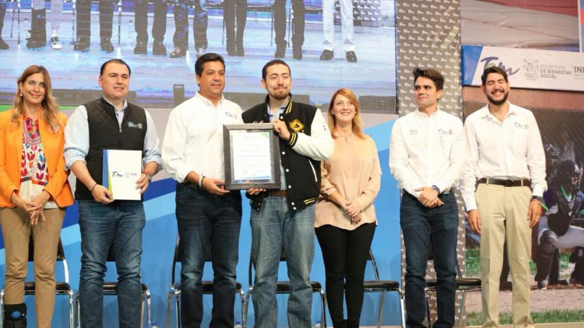 Entregan Premio Estatal del Deporte 2017