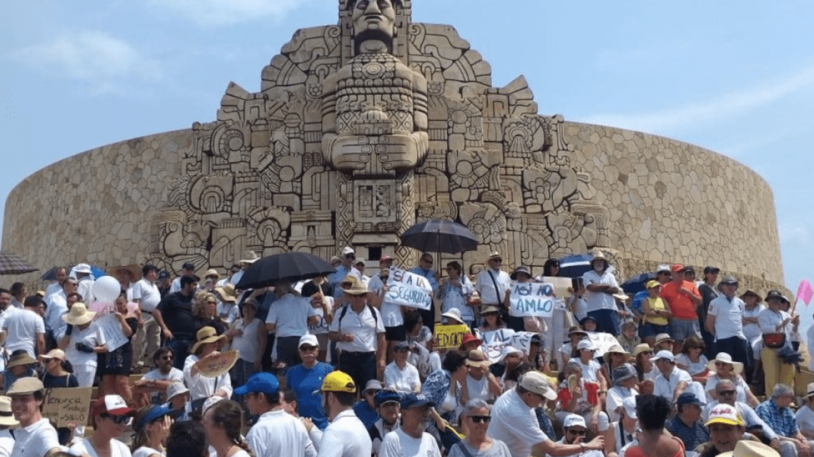 Se registran en varias ciudades del país marchas contra López Obrador