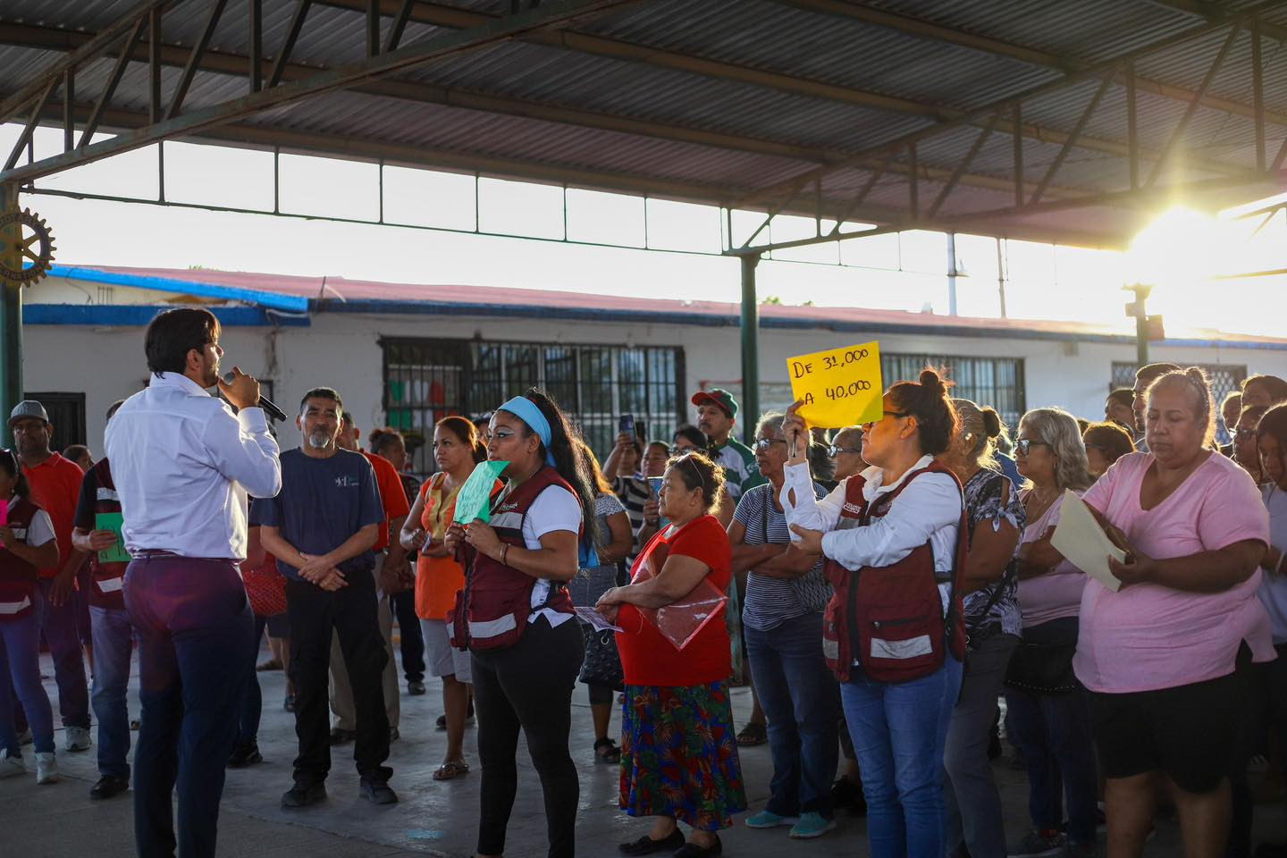 Inscribió Carlos Peña Ortiz a familias de Unidad Obrera en Programa Municipal 