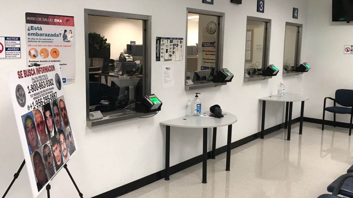 Colocan lista de los más buscados en accesos internacionales