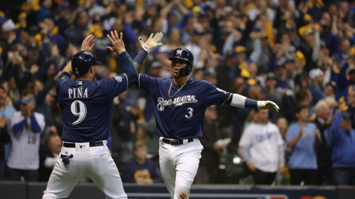 Milwaukee se lleva el juego 1 de la NLCS frente a Los Ángeles
