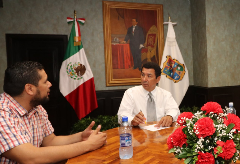 Acuerdan alcalde Mario López y titular del INSUS agilizar  acciones para legalizar terrenos con casa-habitación