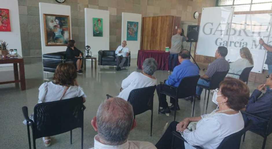 Presenta Arte y Cultura la obra poética del escritor Juan Pascual Sánchez 