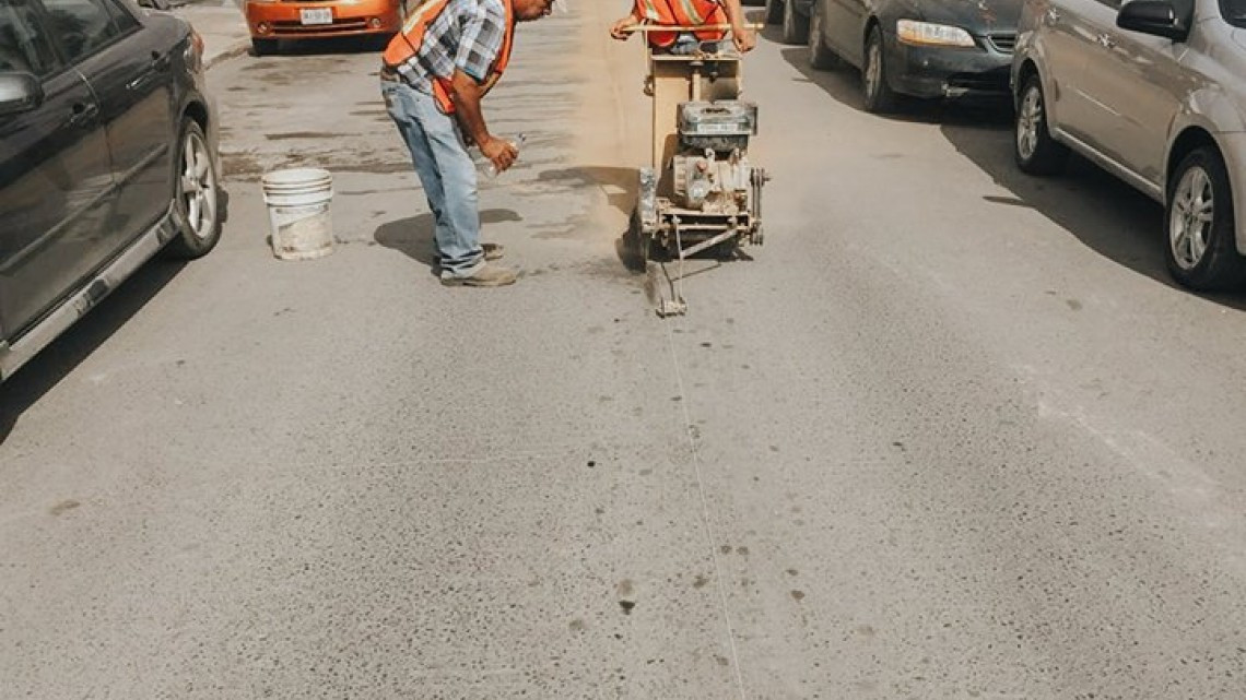 Realizan trabajos de rehabilitación en la red de agua